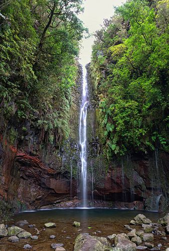 25 Fontes Wasserfall von Markus Hartung