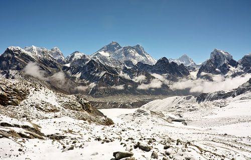Mount Everest in de Himalaya van Marjolein Boers