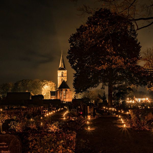 Light evening at the Jacobus church in Rolde by Fred van Bergeijk