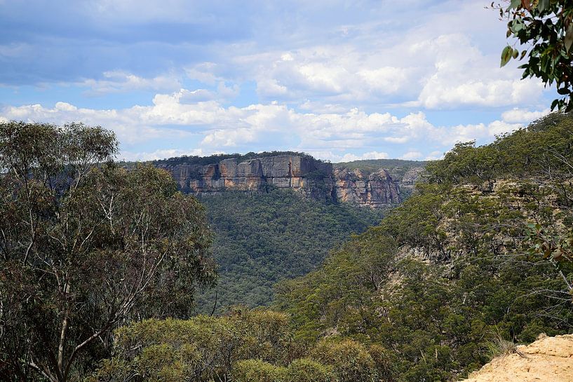 Back at the Wolgan Valley Lookout by Frank's Awesome Travels
