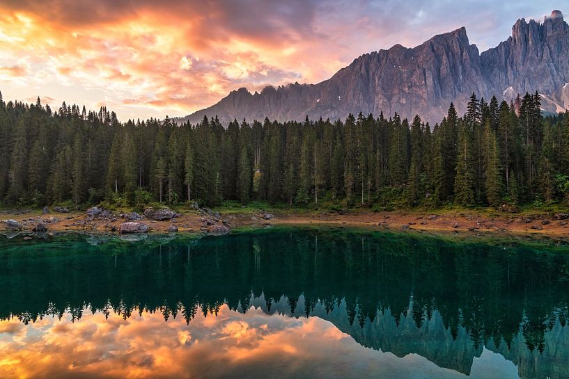 Lakeview Dolomites van Bjorn Renskers