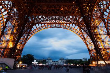 Drukte aan de Eifeltoren