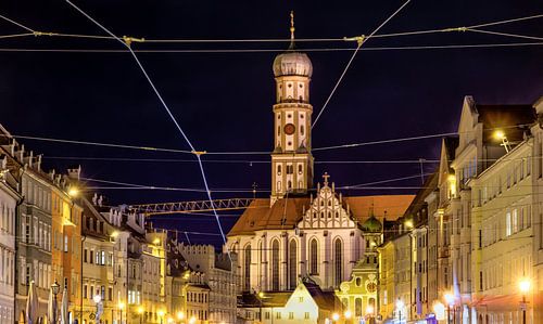 L'église St. Ulrich à Augsbourg de nuit