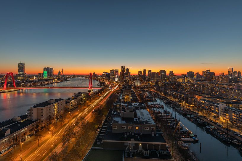 The golden sunset in Rotterdam by MS Fotografie | Marc van der Stelt