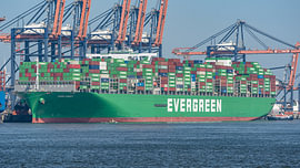Das Containerschiff „Ever Greet“ von Evergreen. von Jaap van den Berg