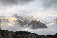 Orage dans les Dolomites près de Cortina