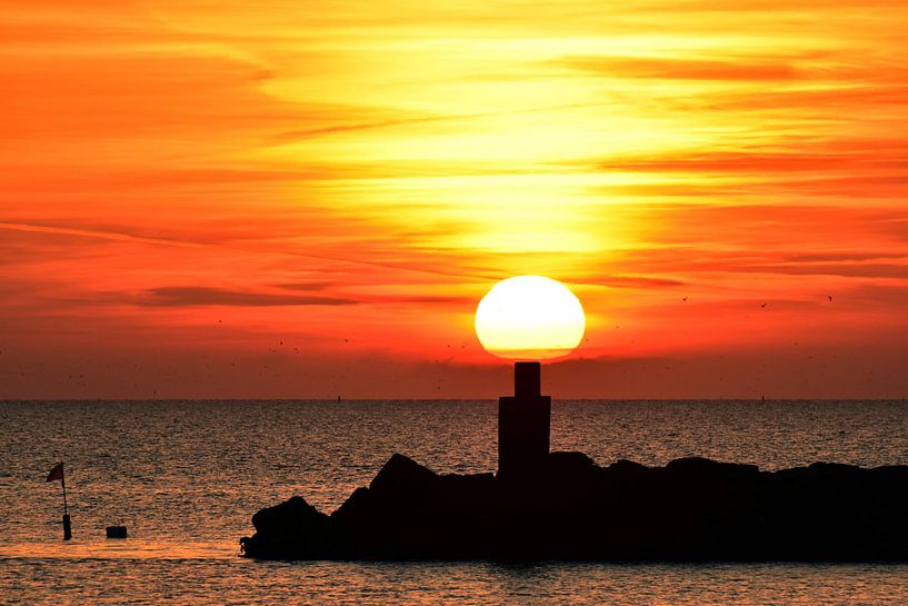 Zonsondergang van Albert van der Spaan