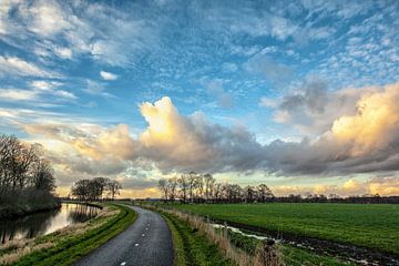 Wolkenlucht in de polder