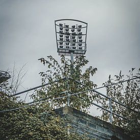 Projecteur contre le ciel sur La Photographie Utréchoise