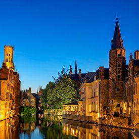 Prachtig plaatje van Brugge bij avond, België van Rietje Bulthuis