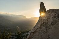 Goldenes Abendlicht im Gebirge von Adriana Mueller Miniaturansicht
