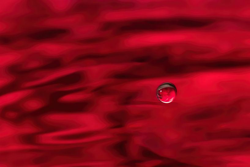 goutte d'eau rouge par Klaartje Majoor
