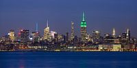 New York Skyline in de avond - Midtown Manhattan, panorama van Merijn van der Vliet thumbnail