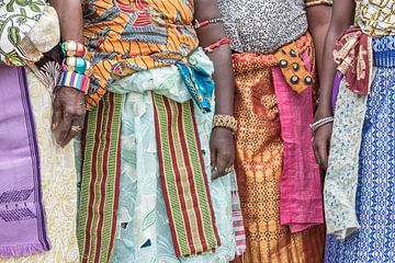 Défilé coloré de femmes en Afrique de l'Ouest | Bénin sur Photolovers reisfotografie
