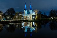 Nachtelijke poort in Delft van Manon van Alff thumbnail