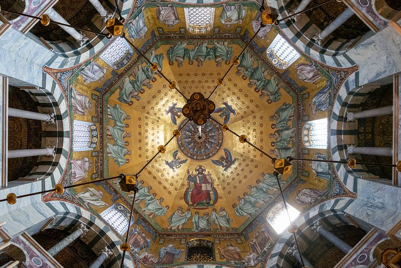 Kuppel der Pfalzkapelle in Aachen von Studio Bosgra