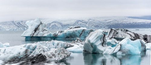 Glace bleue de glacier