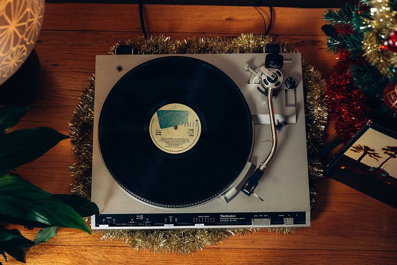Vinyl Record by Hello Pompoyo