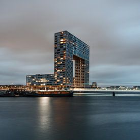 Pontsteiger Amsterdam by Wilbert Tintel