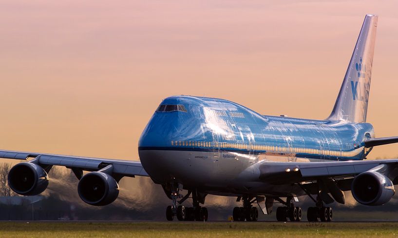 Pink sunset by Nildo Scoop