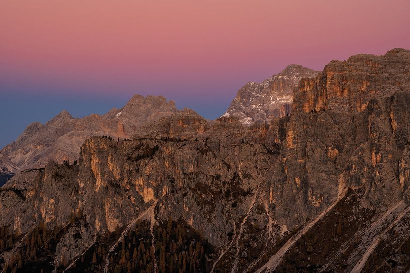 Nachglühen in den Dolomiten II von Martin Podt