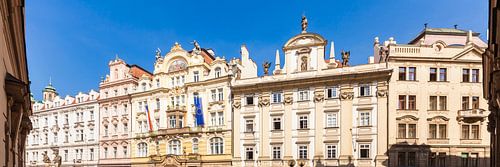 Art Nouveau-gebouw op het oude stadsplein in Praag
