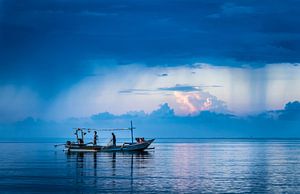Bali, sea with fishermen