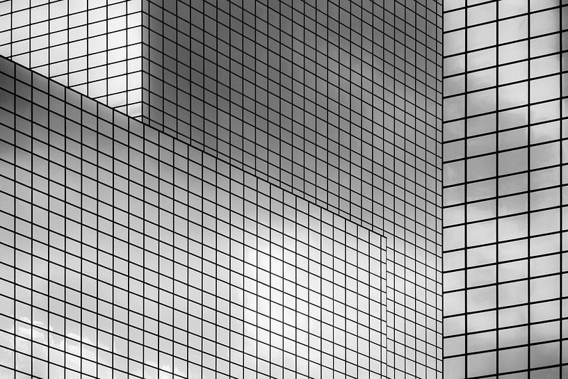 Glass Giant by Rob Tempelman