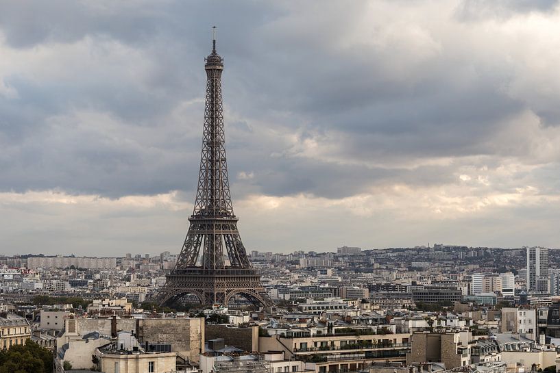 The Eiffel Tower from the Arc de Triomphe by MS Fotografie | Marc van der Stelt