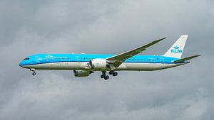 Landung der KLM Boeing 787-10 Dreamliner.