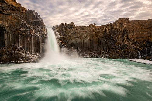 Aldeyjarfoss, de basalt waterval van Noord IJsland