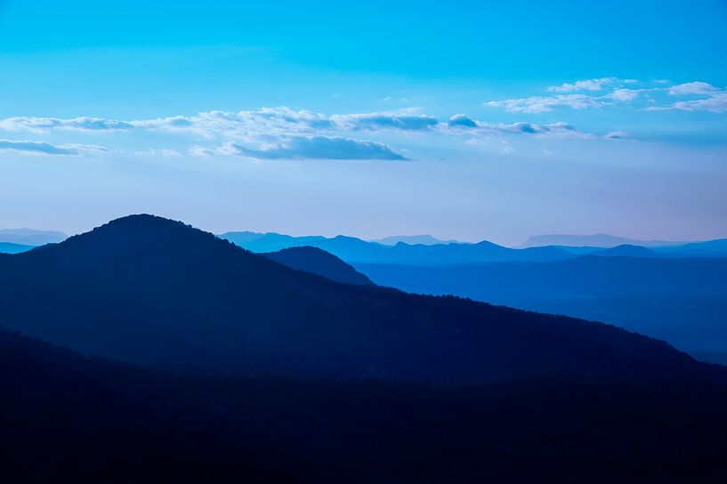 Montagnes bleues en France par Anouschka Hendriks