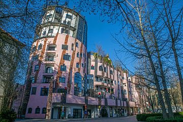 Hundertwasserhaus Magdeburg "Die Grüne Zitadelle" von t.ART