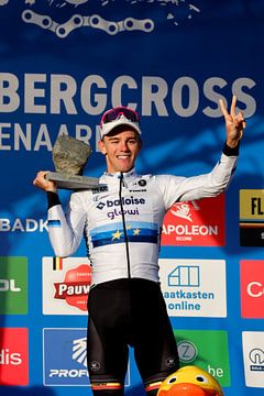 Thibau Nys gewinnt sein 2. Kopfsteinpflaster am Koppenberg von FreddyFinn