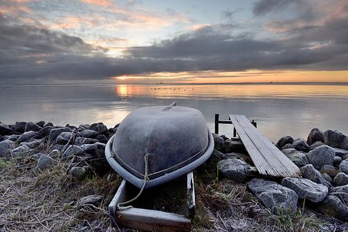 Bootje aan het IJsselmeer