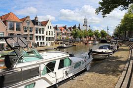 Canalside View, Dokkum, Pays-Bas sur Imladris Images