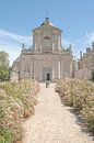 Abbaye de Mondaye en France - photographie de voyage romantique en été rural par Christa Stroo photography Aperçu
