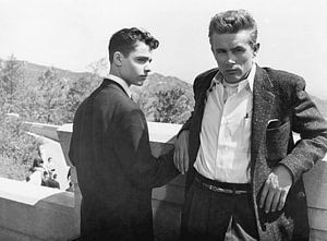 James Dean en Sal Mineo van Bridgeman Images