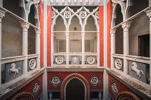 Verlassenes, verfallenes Hotel Venetian.