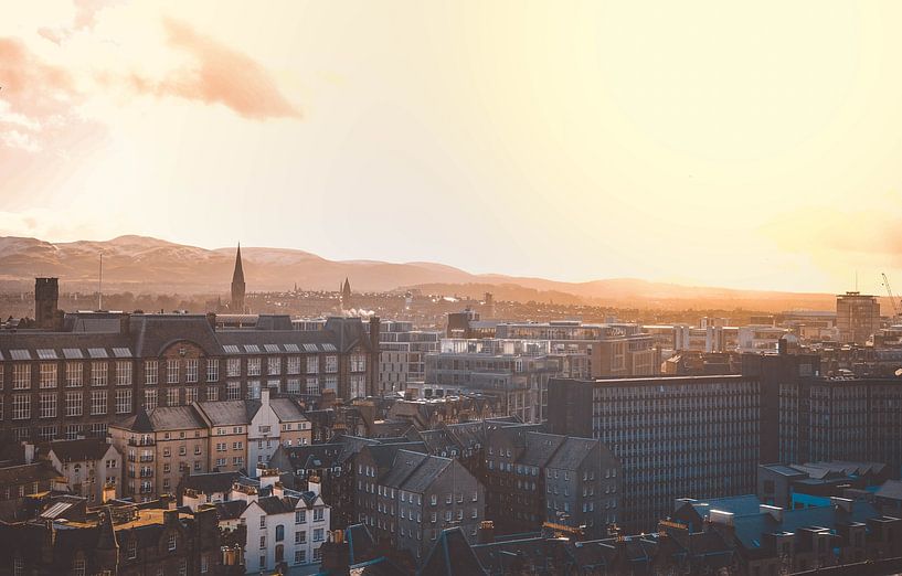 Edinburgh by Hello Pompoyo