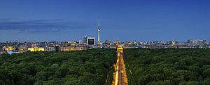 Berlin 360° am Abend in 10 Panoramen - Panorama 1/10: City Ost mit Brandenburger Tor und Fernsehturm