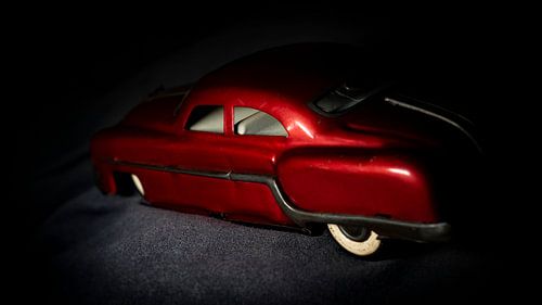 Pontiac Minister Deluxe 1954 vintage blikken auto, zijkant