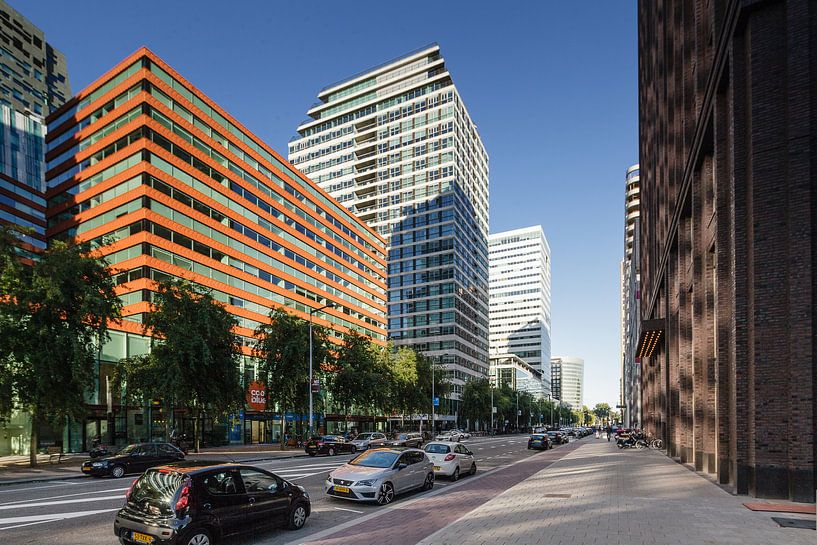 Bureaux sur le ZuidAs à Amsterdam. Architecture moderne sur la Gustav Mahlerlaan par Martin Stevens