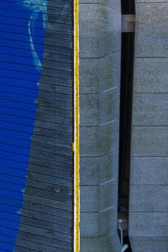 Urban Scene abstract yellow and blue van Lima Fotografie