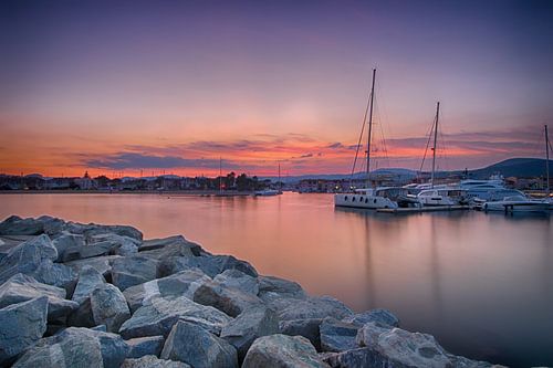 Coucher de soleil dans le port de Port Grimaud, France