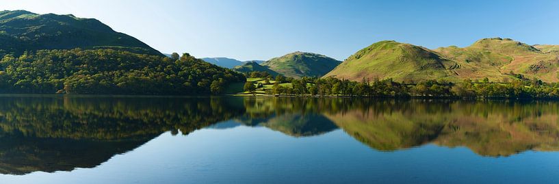 Panorama Lake District, England by Frank Peters