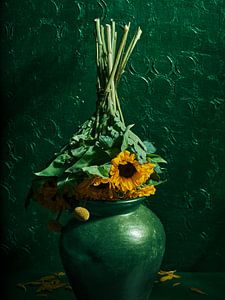 Vase et fleurs sur Martijn Hoogendoorn