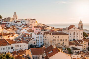 Uitzicht over Lissabon van Jelle Oostrom