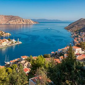 Haven in het Griekse eiland Symi van Katho Menden