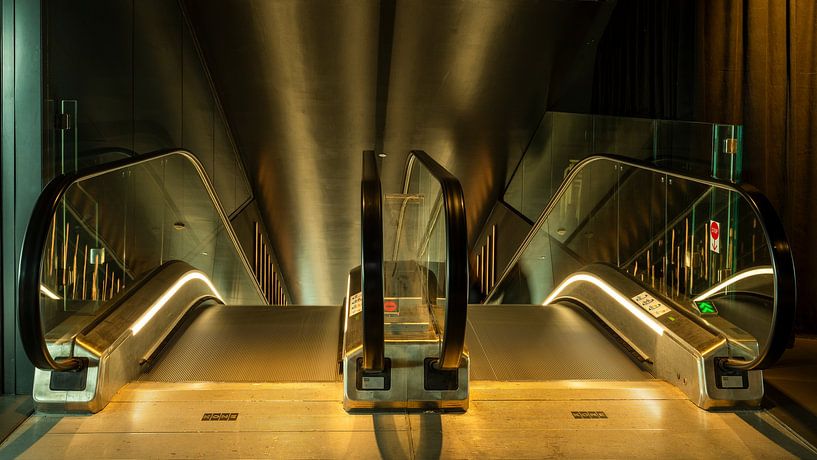 Escalator Forum Groningen in bright colours by R Smallenbroek